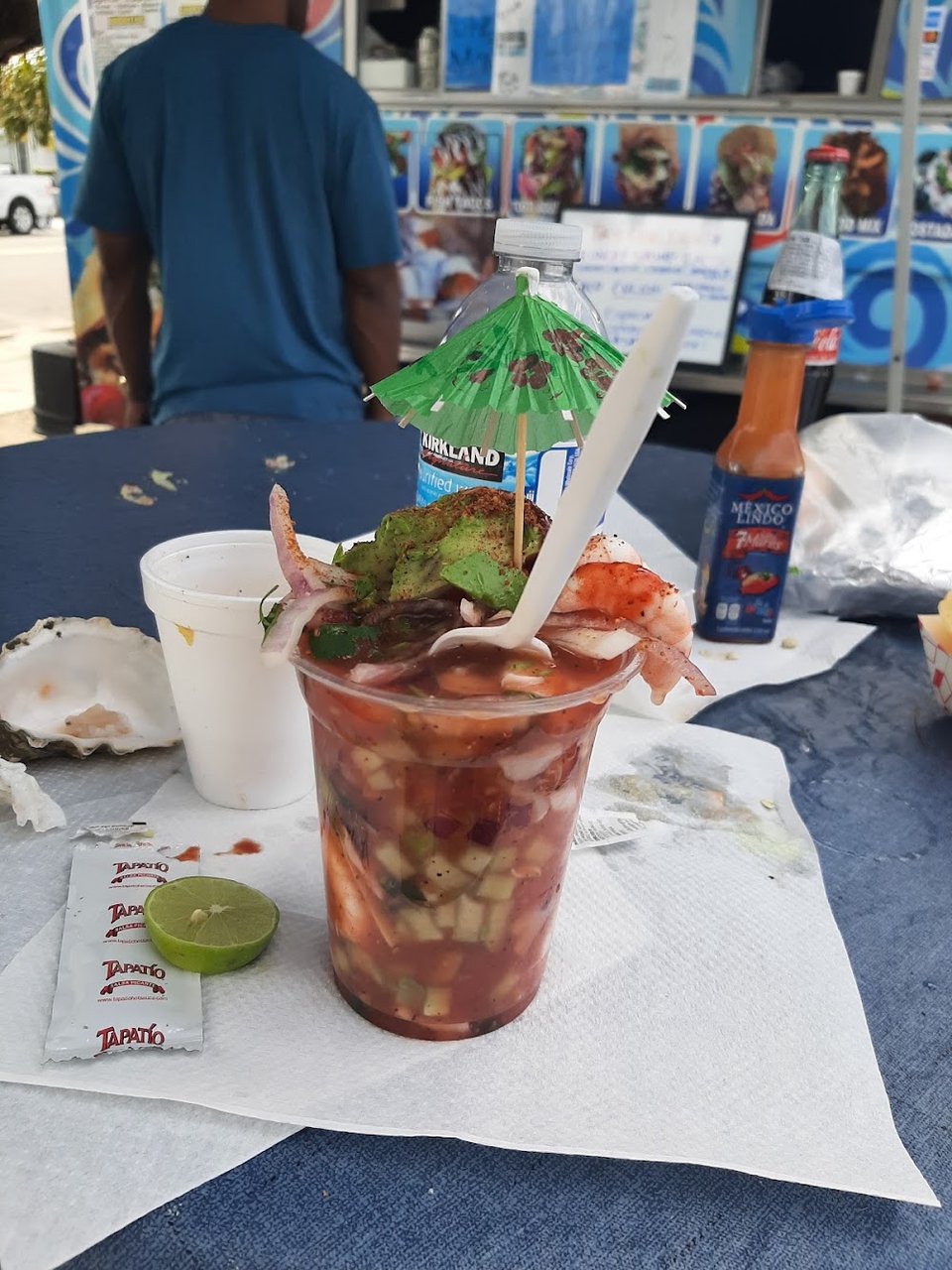 Cocktails & Campechanas